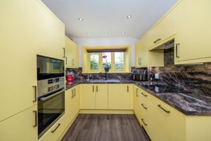 Kitchen- click for photo gallery